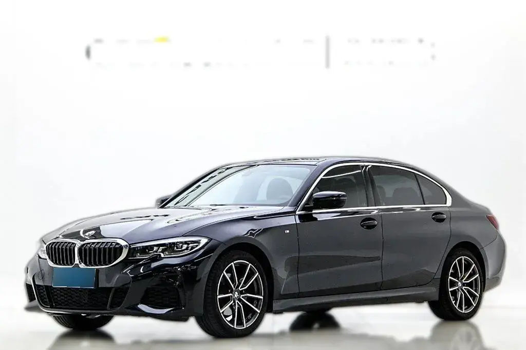 2022 BMW 3 Series 2.0T 156HP L4 8AT