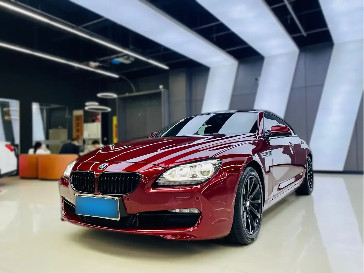 2013 BMW 6 Series 3.0T 320HP L6 8AT