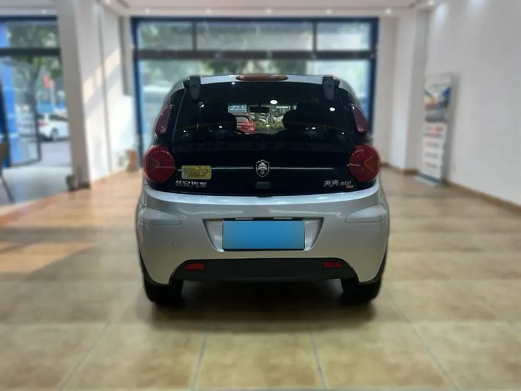 2011 ChangAn BenBen MINI 1.0L 70HP L4 5AMT,autocango,china used car exporter,china ev exporter,chinese used car exporter,chinese used ev exporter