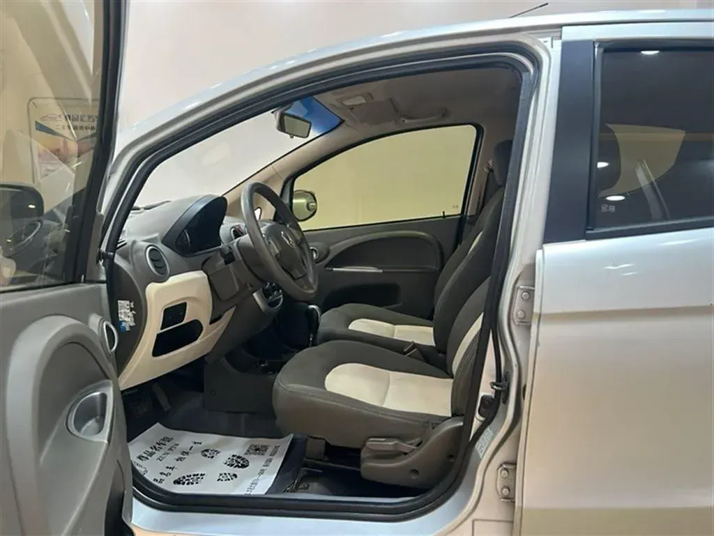 2011 ChangAn BenBen MINI 1.0L 70HP L4 5AMT,autocango,china used car exporter,china ev exporter,chinese used car exporter,chinese used ev exporter