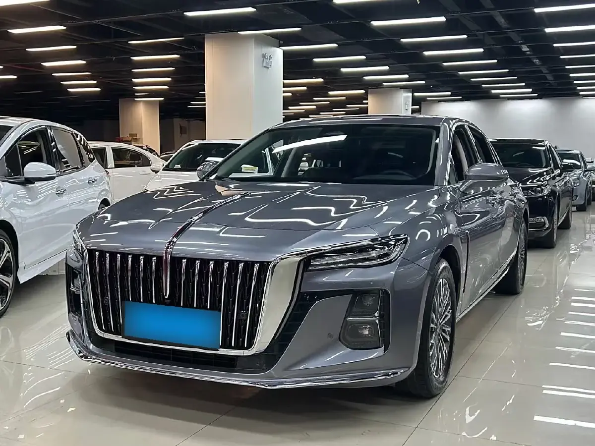 2023 HongQi H5 2.0T 224HP L4 8AT
