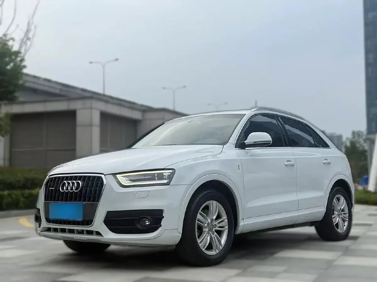 2015 Audi Q3 2.0T 170HP L4 7DCT