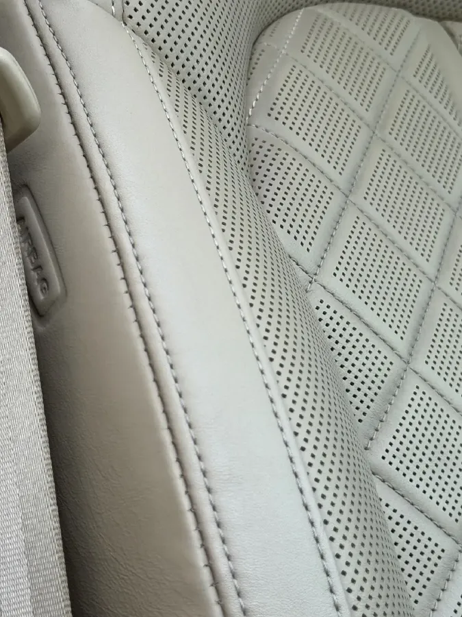 2013 Audi S8 4.0T 520HP V8 8AT,autocango,china used car exporter,china ev exporter,chinese used car exporter,chinese used ev exporter