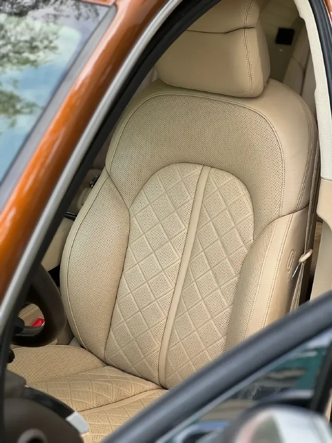 2013 Audi S8 4.0T 520HP V8 8AT,autocango,china used car exporter,china ev exporter,chinese used car exporter,chinese used ev exporter