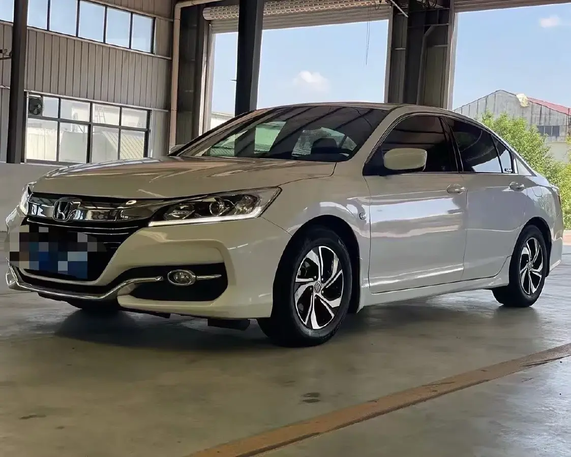 2016 Honda Accord 2.0L 155HP L4 CVT