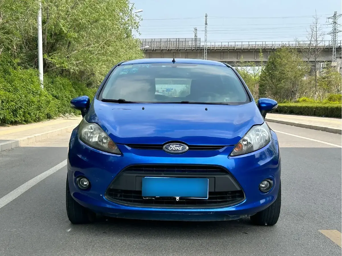 2011 Ford Fiesta 1.5L 103HP L4 4AT