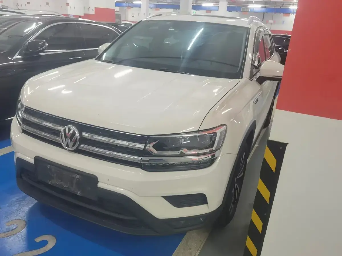2019 Volkswagen Tayron 2.0T 186HP L4 7DCT