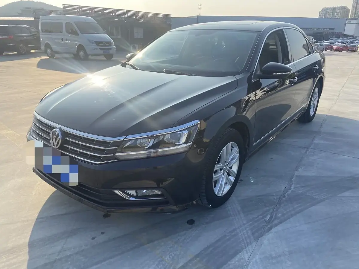 2016 Volkswagen Passat 1.8T 180HP L4 7DCT