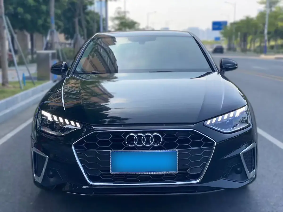 2020 Audi A4L 2.0T 190HP L4 7DCT