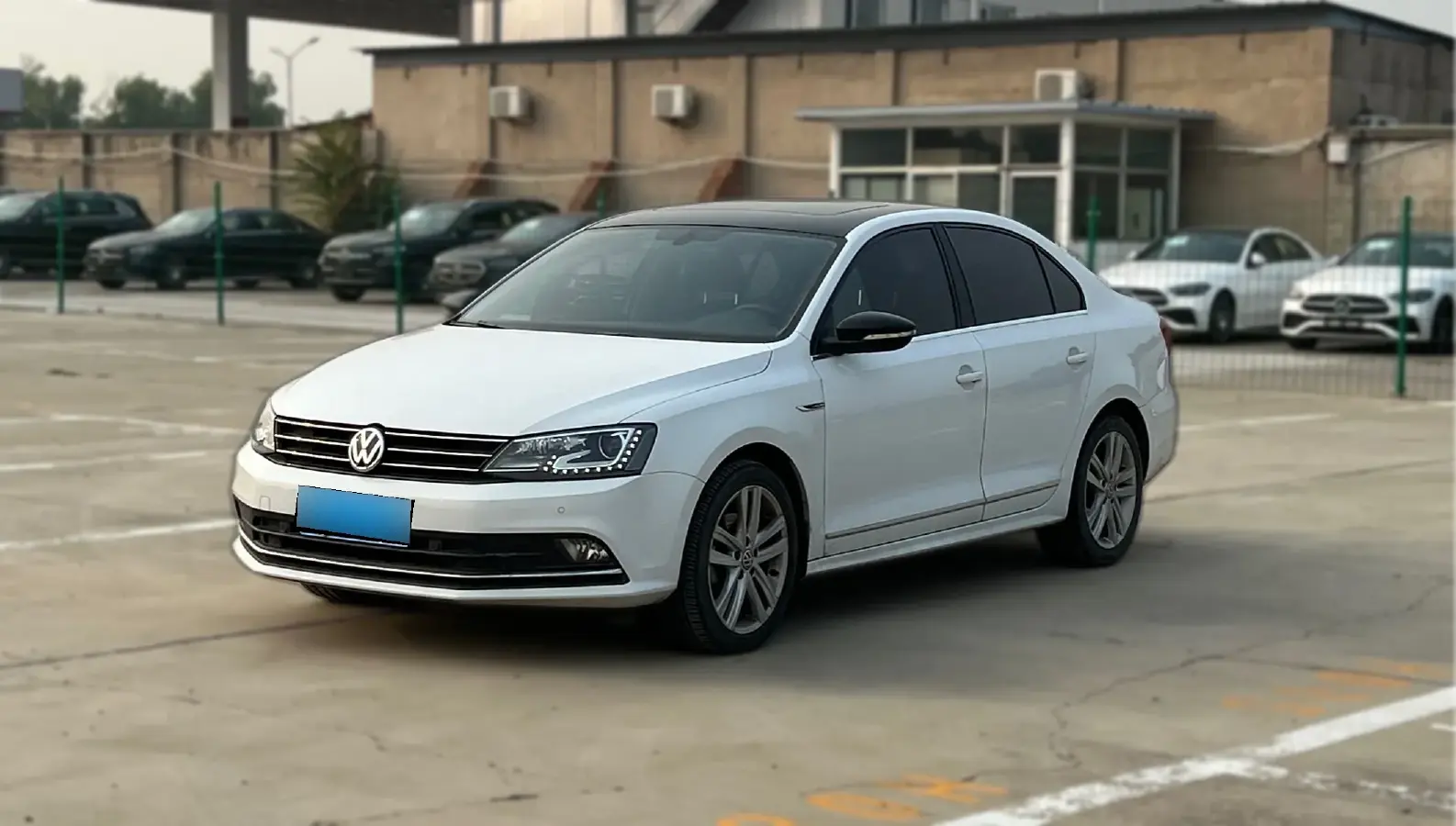 2018 Volkswagen Sagitar 1.4T 150HP L4 7DCT