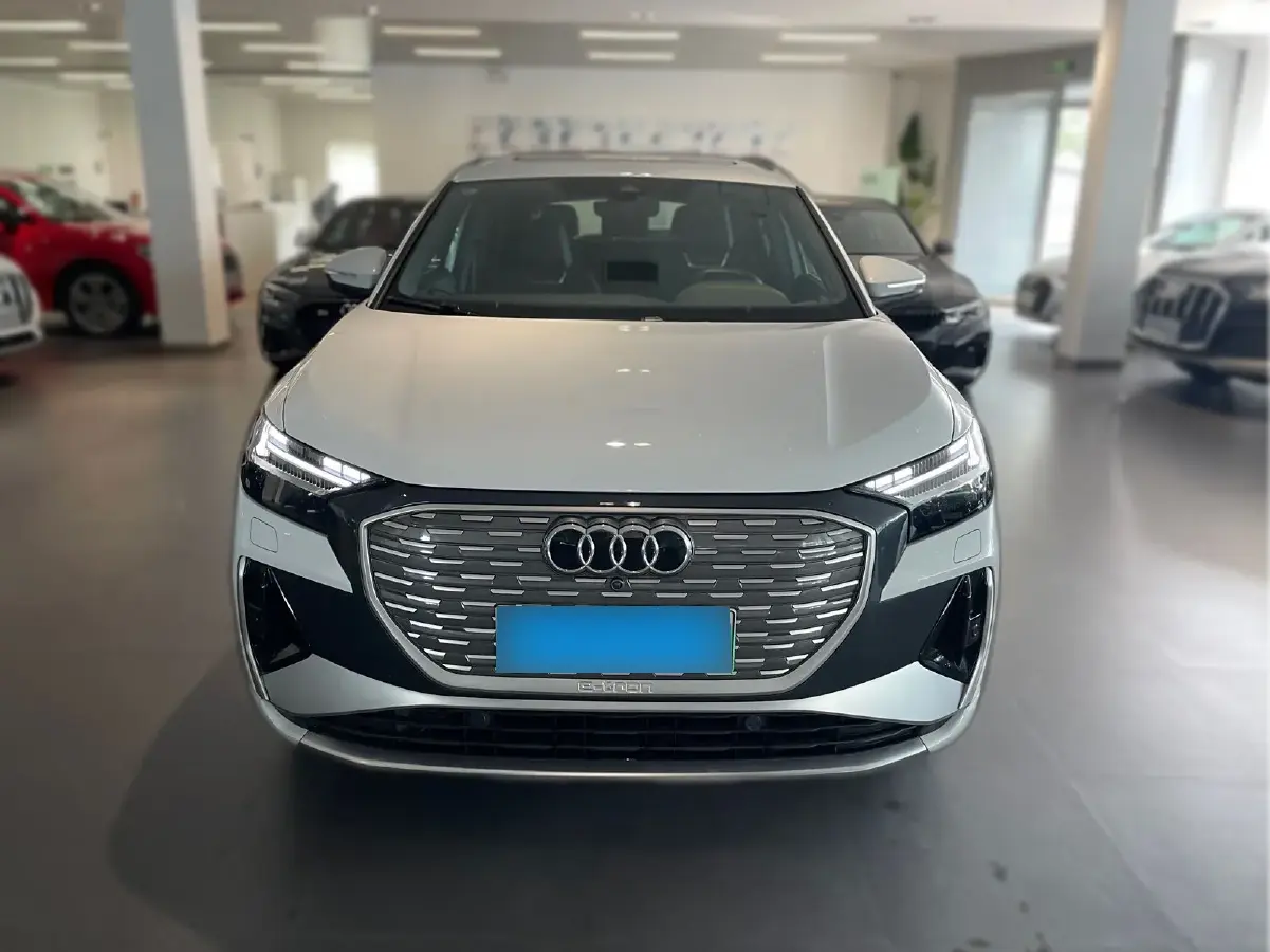 2023 Audi Q4 e-tron BEV 84.8KWH