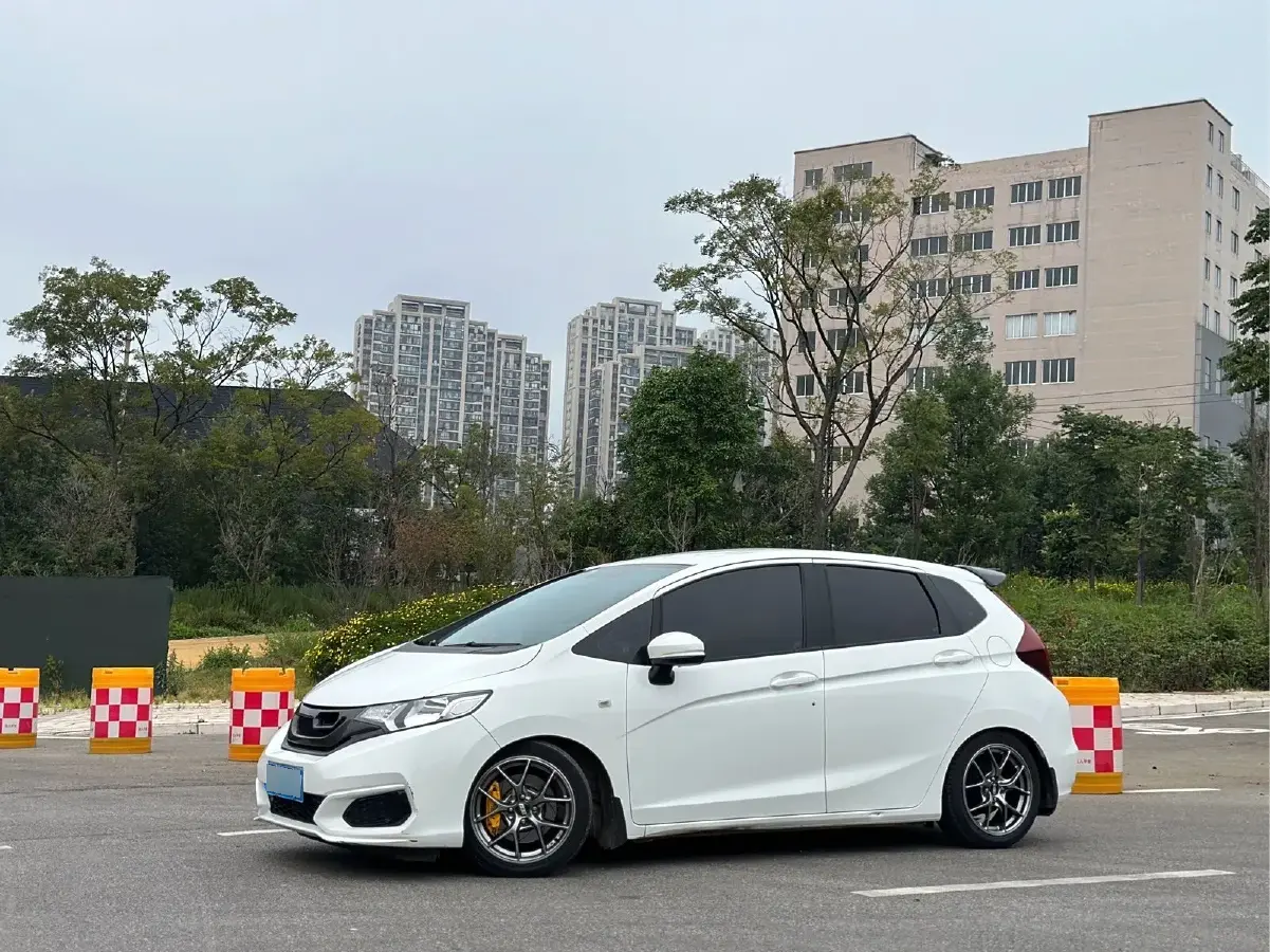 2020 Honda Fit 1.5L 131HP L4 CVT