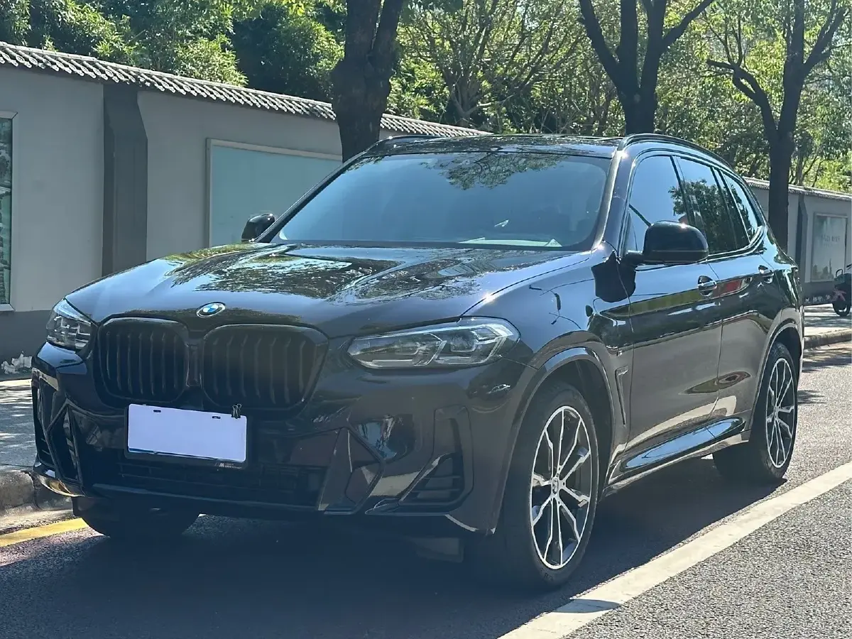 2022 BMW X3 2.0T 252HP L4 8AT