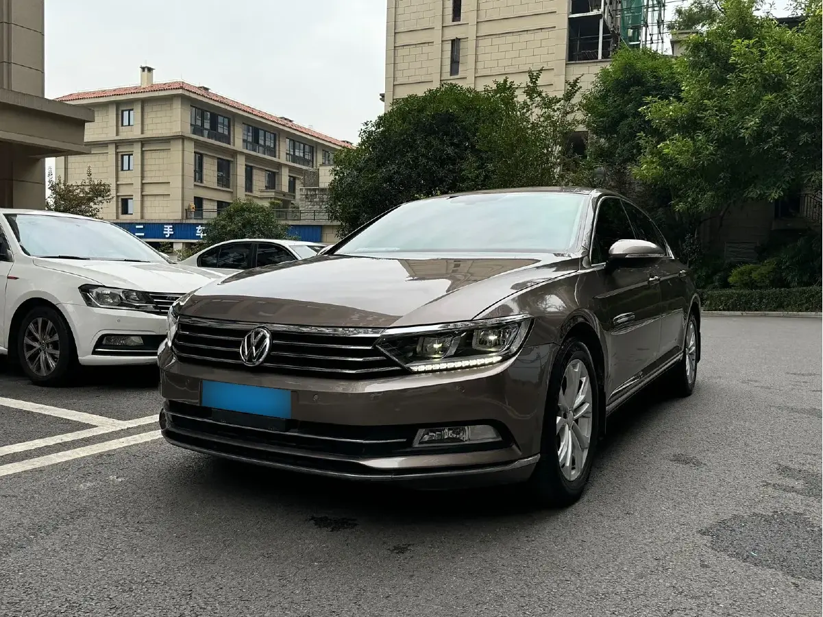 2017 Volkswagen Magotan 1.8T 180HP L4 7DCT