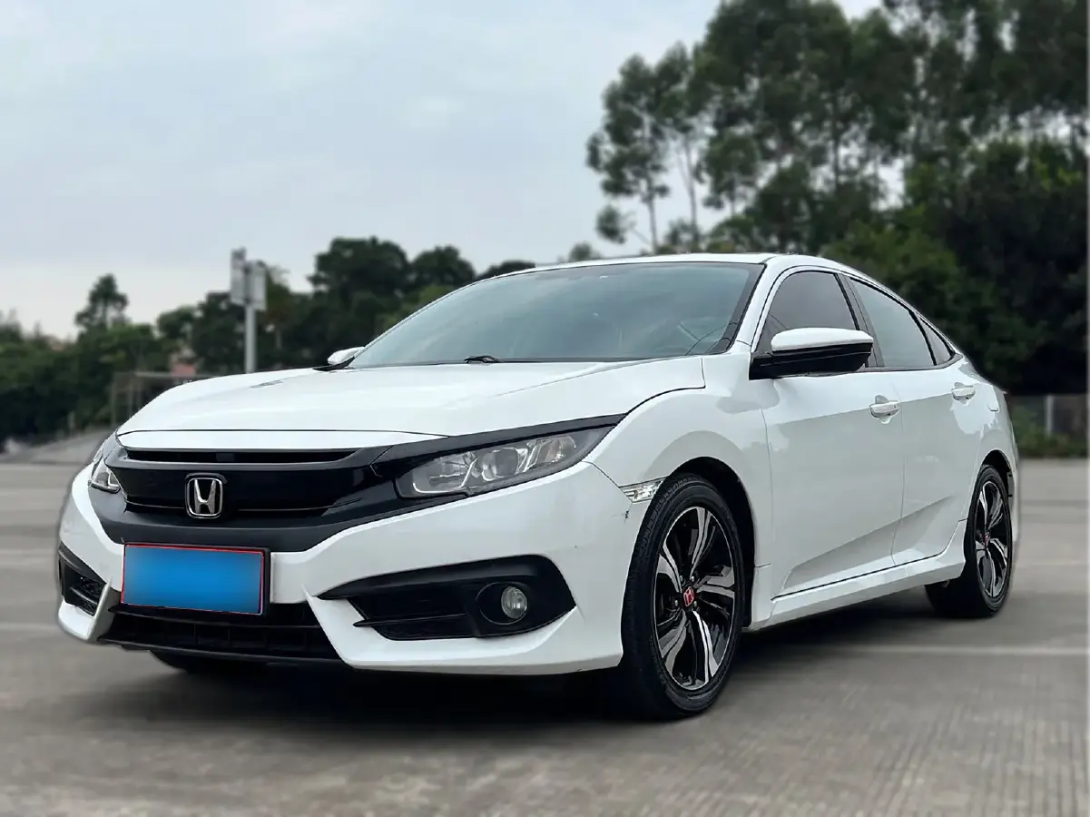 2016 Honda Civic 1.5T 177HP L4 CVT