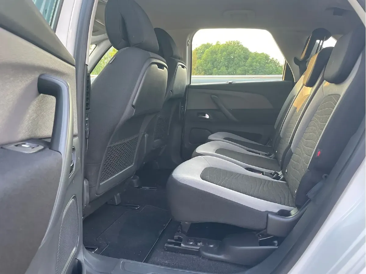 2015 Citroen C4 Picasso 1.6T 165HP L4 6AT,autocango,china used car exporter,china ev exporter,chinese used car exporter,chinese used ev exporter