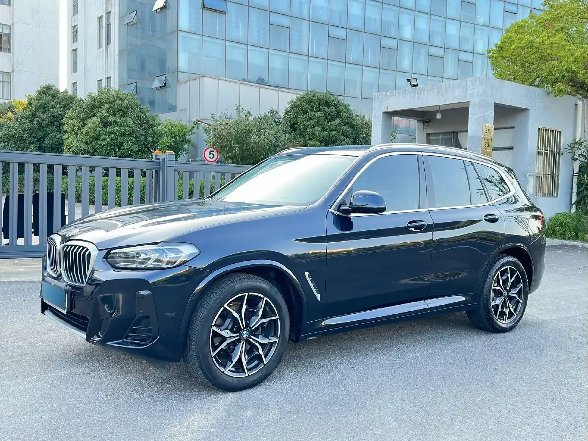 2022 BMW X3 2.0T 184HP L4 8AT