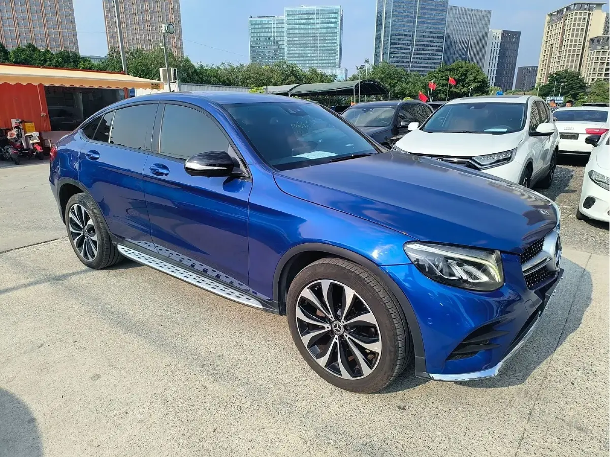 2019 Mercedes-Benz GLC Coupe 2.0T 211HP L4 9AT