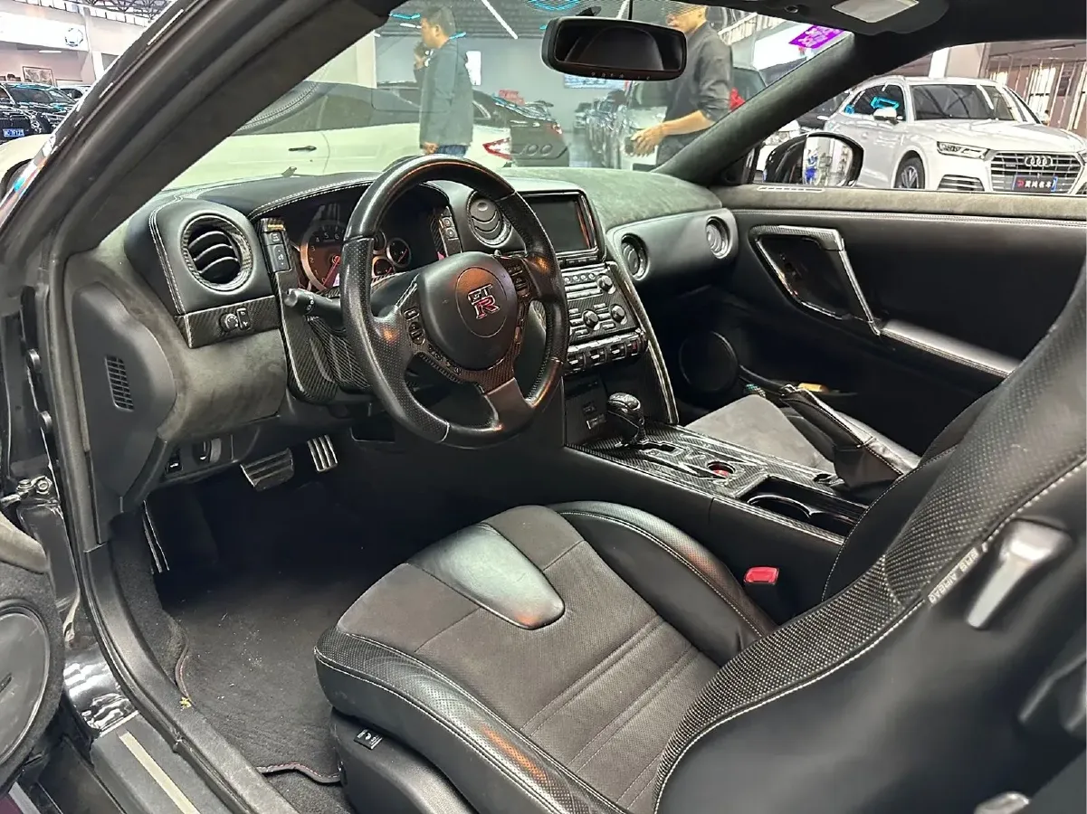 2013 Nissan GT-R 3.8T 540HP V6 6DCT,autocango,china used car exporter,china ev exporter,chinese used car exporter,chinese used ev exporter