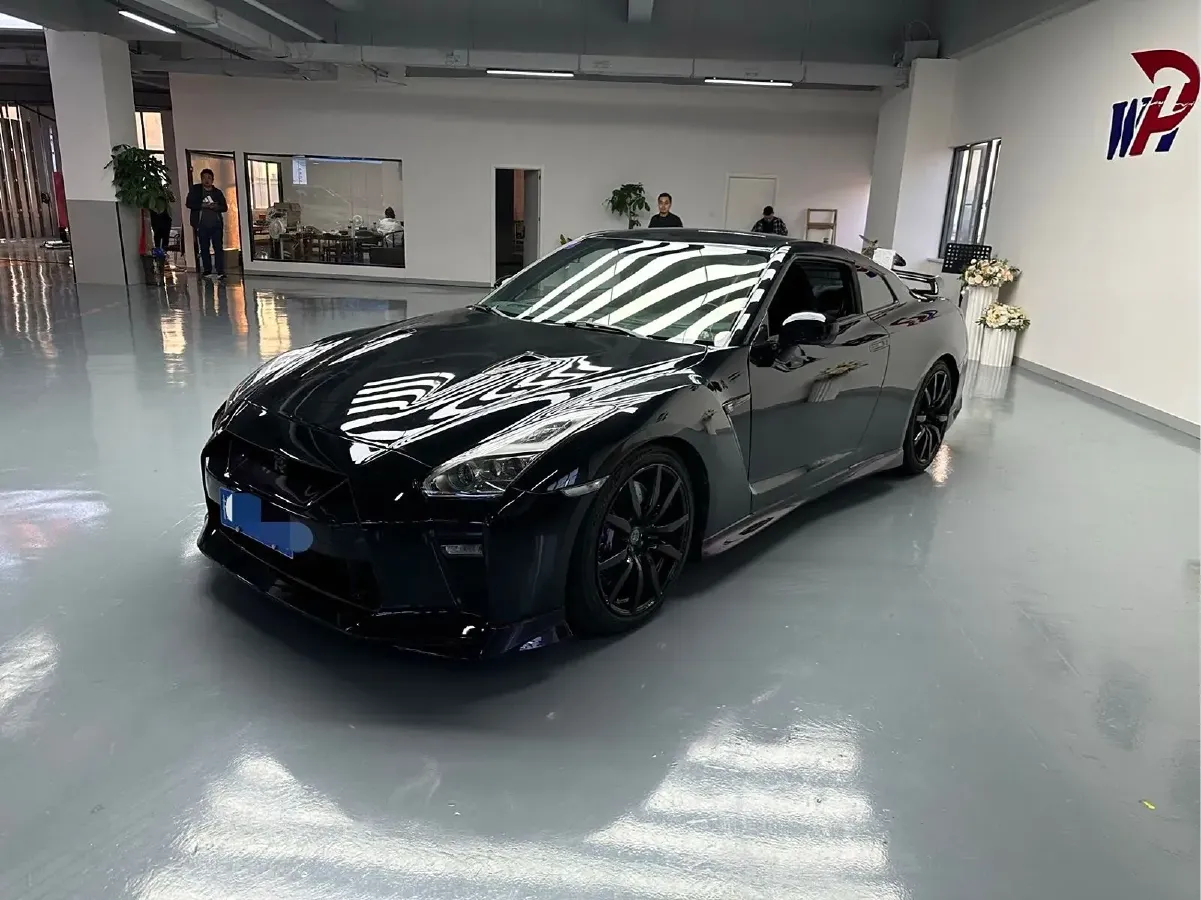 2013 Nissan GT-R 3.8T 540HP V6 6DCT,autocango,china used car exporter,china ev exporter,chinese used car exporter,chinese used ev exporter