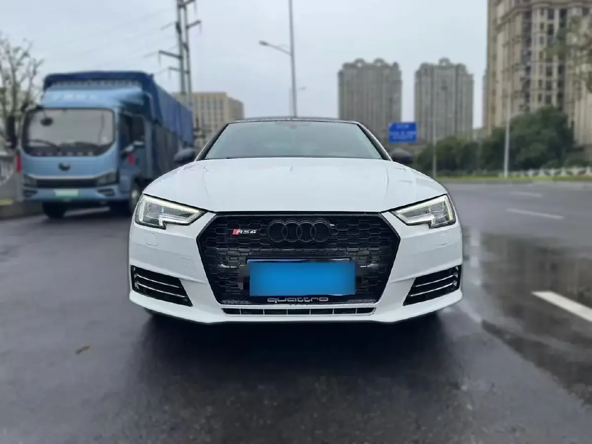 2018 Audi A4L 2.0T 190HP L4 7DCT