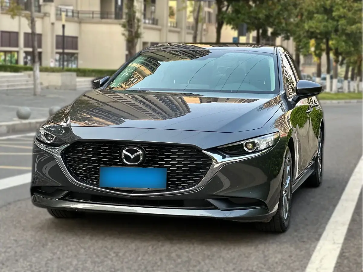 2021 Mazda 3 Axela 1.5L 117HP L4 6AT