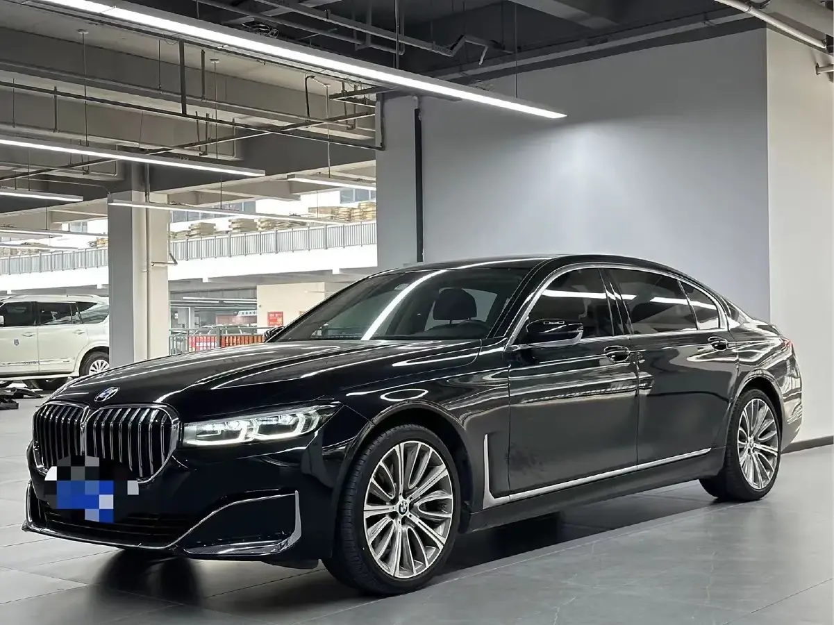 2019 BMW 7 Series 3.0T 340HP L6 8AT