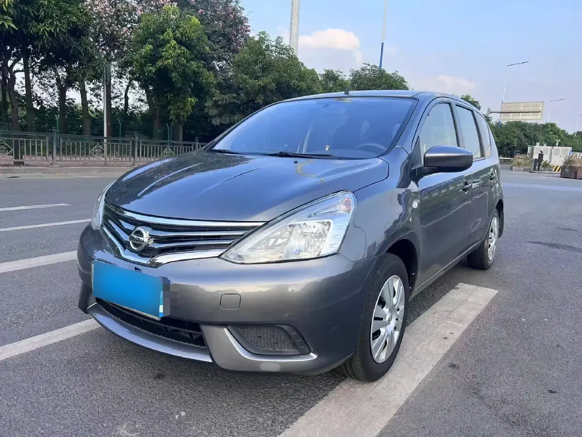 2015 Nissan Livina 1.6L 124HP L4 CVT