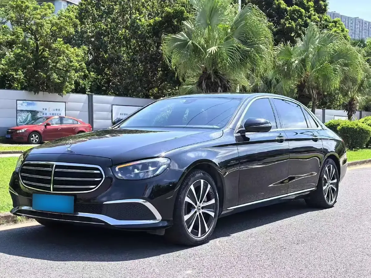2021 Mercedes-Benz E Class 2.0T 211HP L4 9AT PHEV 25.4KWH