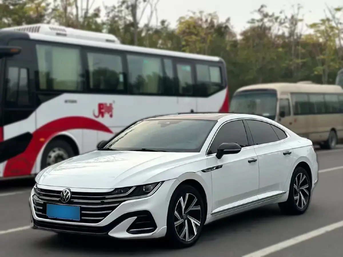 2021 Volkswagen CC 2.0T 220HP L4 7DCT