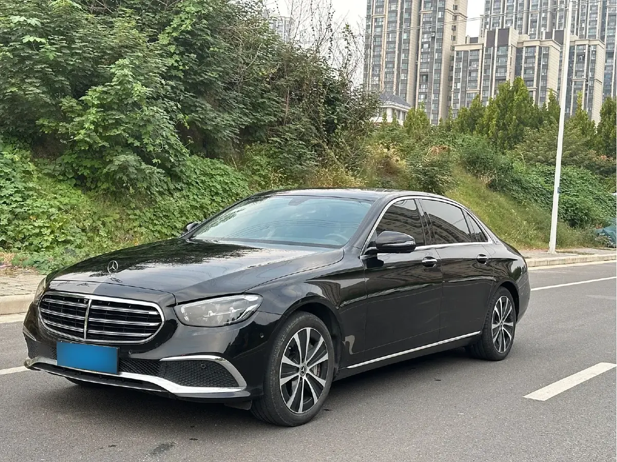 2022 Mercedes-Benz E Class 2.0T 211HP L4 9AT PHEV 25.4KWH