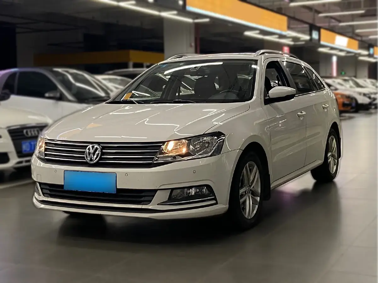 2015 Volkswagen Gran Lavida 1.6L 110HP L4 6AT