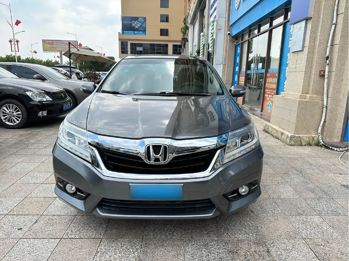 2013 Honda Crider 1.8L 139HP L4 5AT