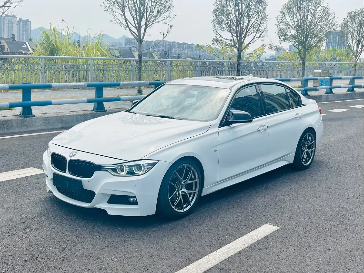 2018 BMW 3 Series 2.0T 184HP L4 8AT