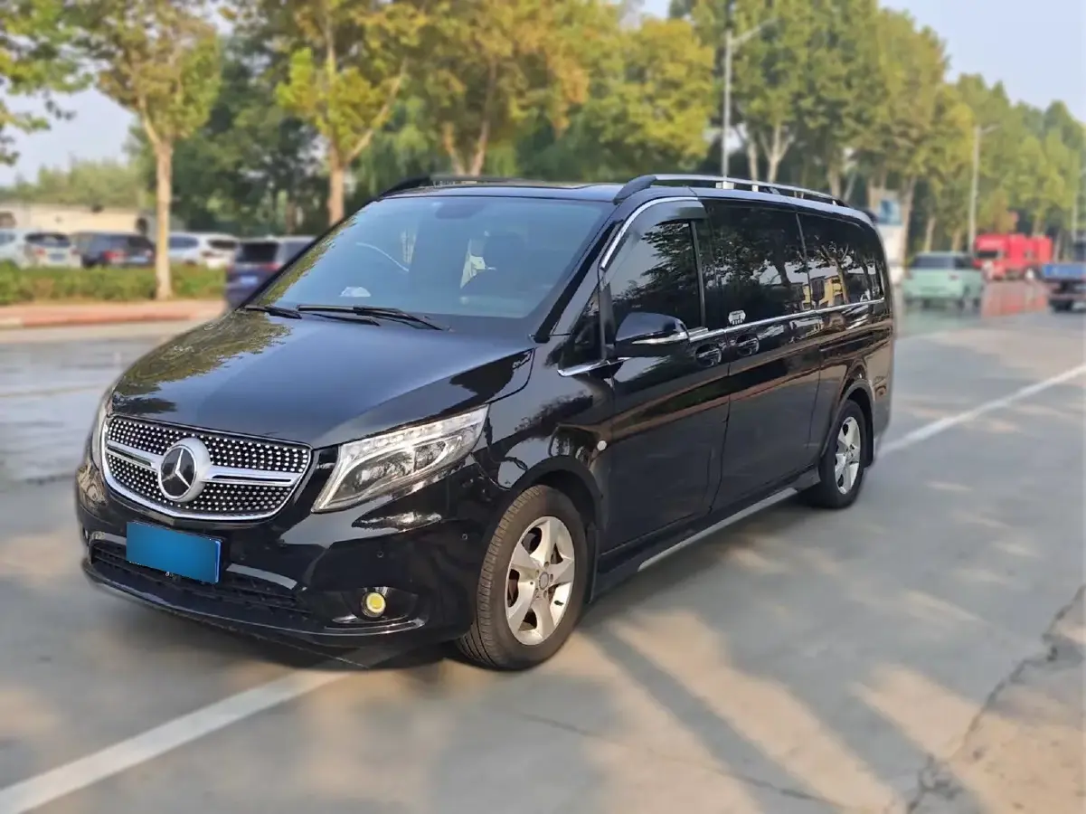 2016 Mercedes-Benz Vito 2.0T 211HP L4 7AT