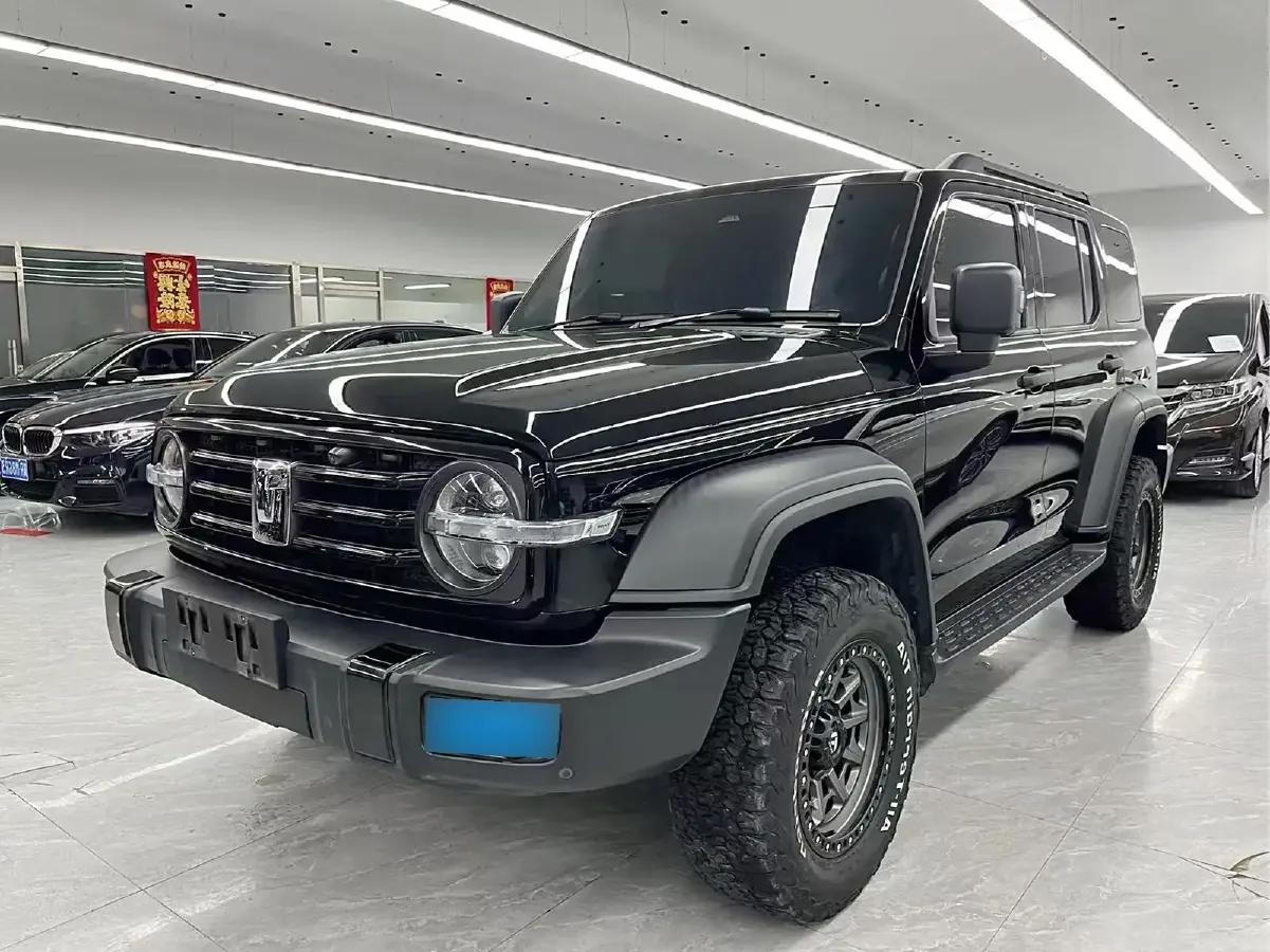 2021 Tank 300 2.0T 227HP L4 8AT