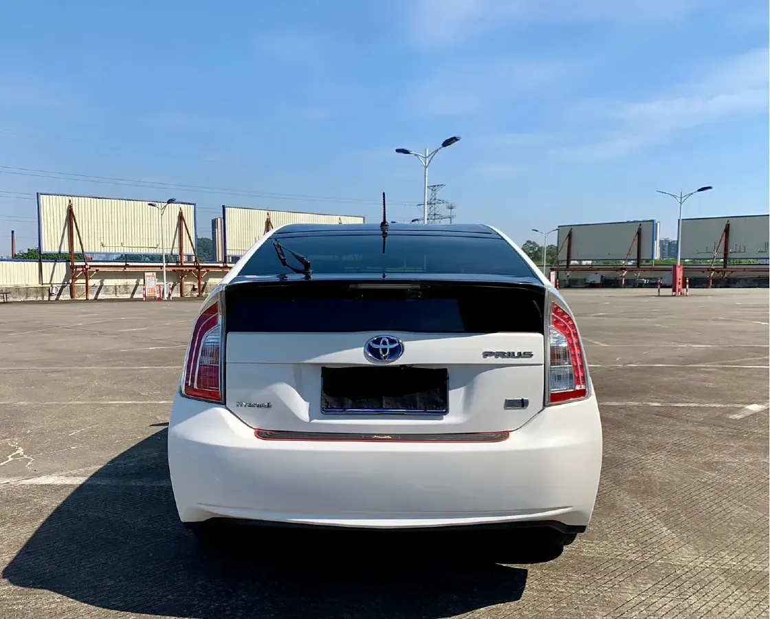 2012 Toyota Prius 1.8L 99HP L4 E-CVT Hybrid,autocango,china used car exporter,china ev exporter,chinese used car exporter,chinese used ev exporter