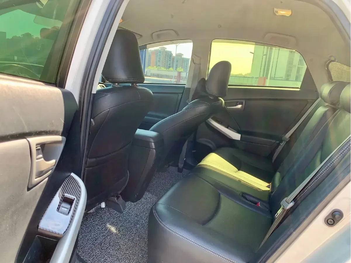 2012 Toyota Prius 1.8L 99HP L4 E-CVT Hybrid,autocango,china used car exporter,china ev exporter,chinese used car exporter,chinese used ev exporter