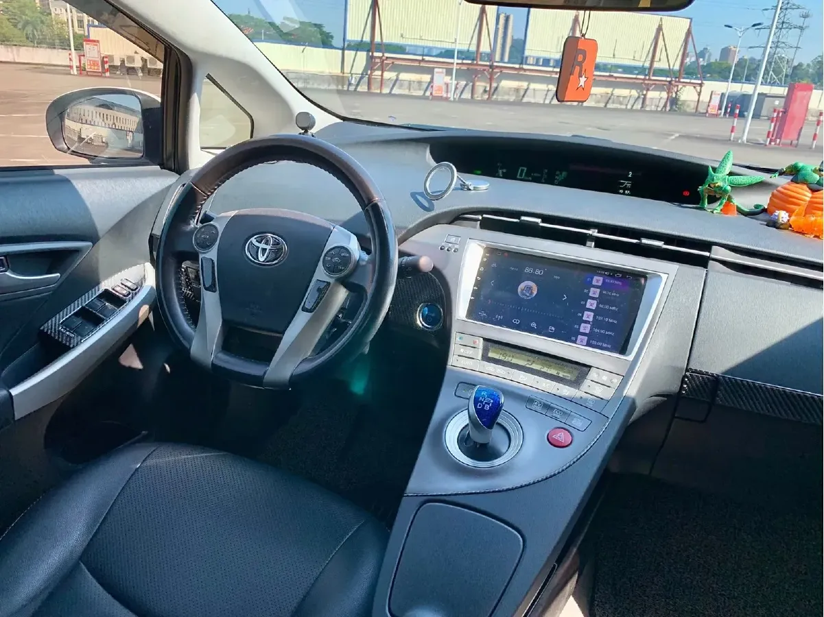 2012 Toyota Prius 1.8L 99HP L4 E-CVT Hybrid,autocango,china used car exporter,china ev exporter,chinese used car exporter,chinese used ev exporter