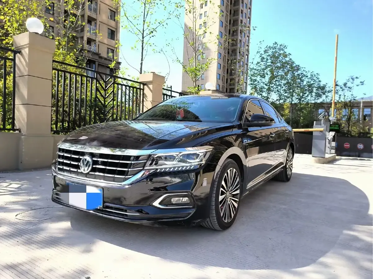 2019 Volkswagen Passat 2.0T 186HP L4 7DCT