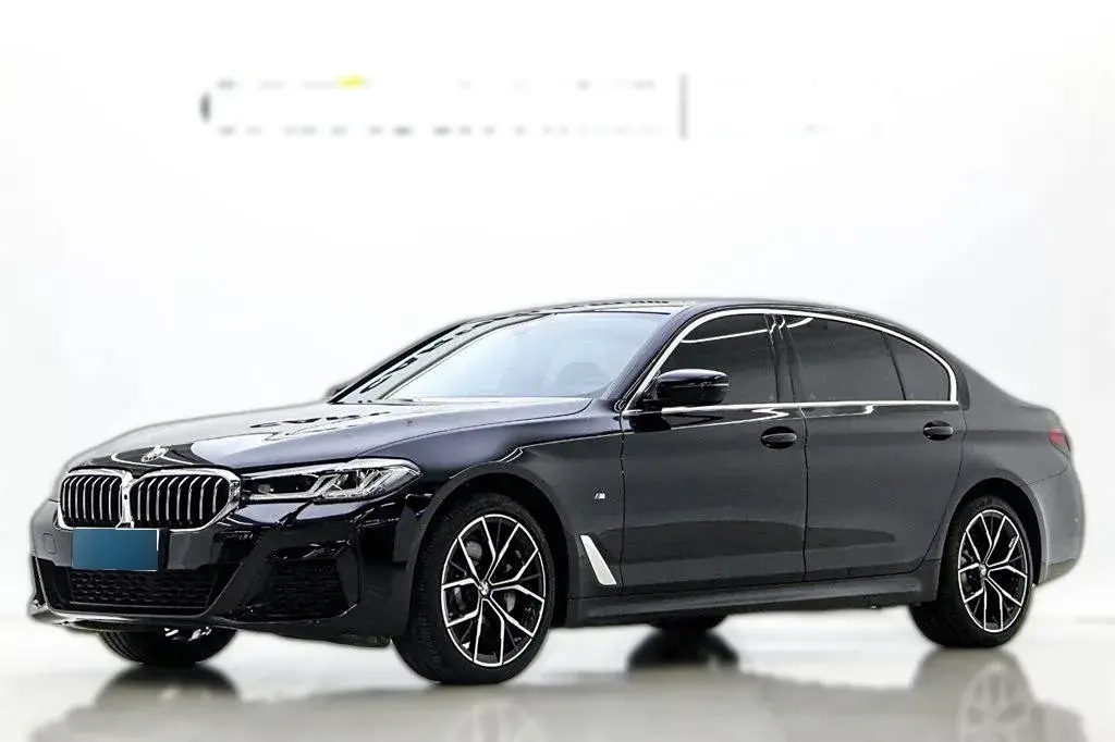 2023 BMW 5 Series 2.0T 245HP L4 8AT