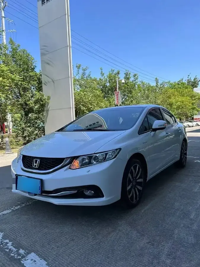 2014 Honda Civic 1.8L 141HP L4 5AT