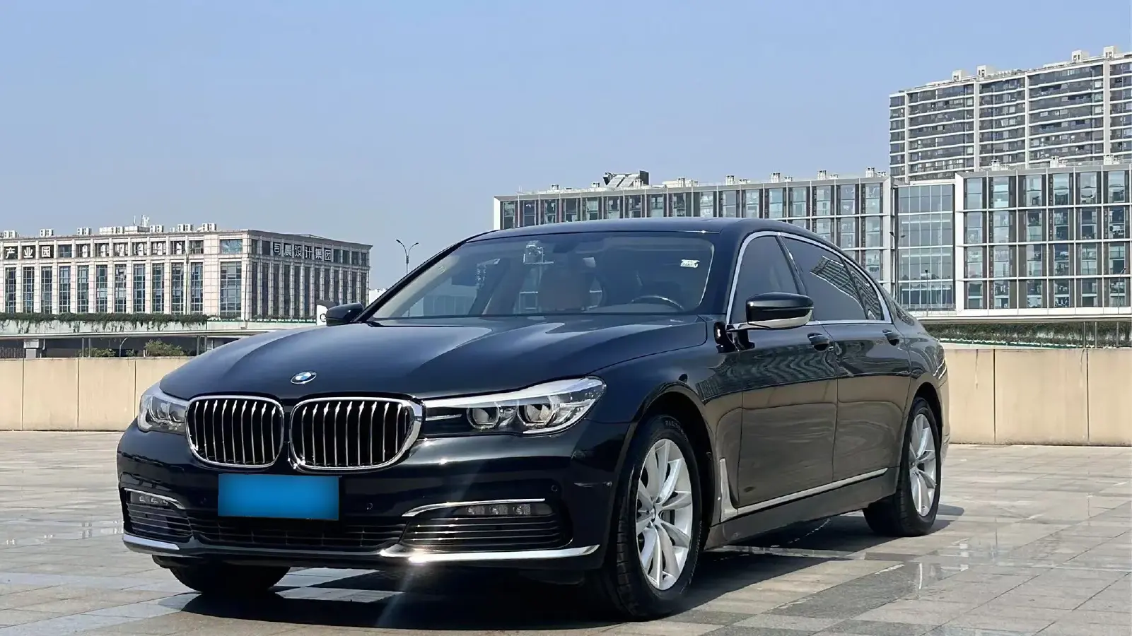 2016 BMW 7 Series 2.0T 258HP L4 8AT