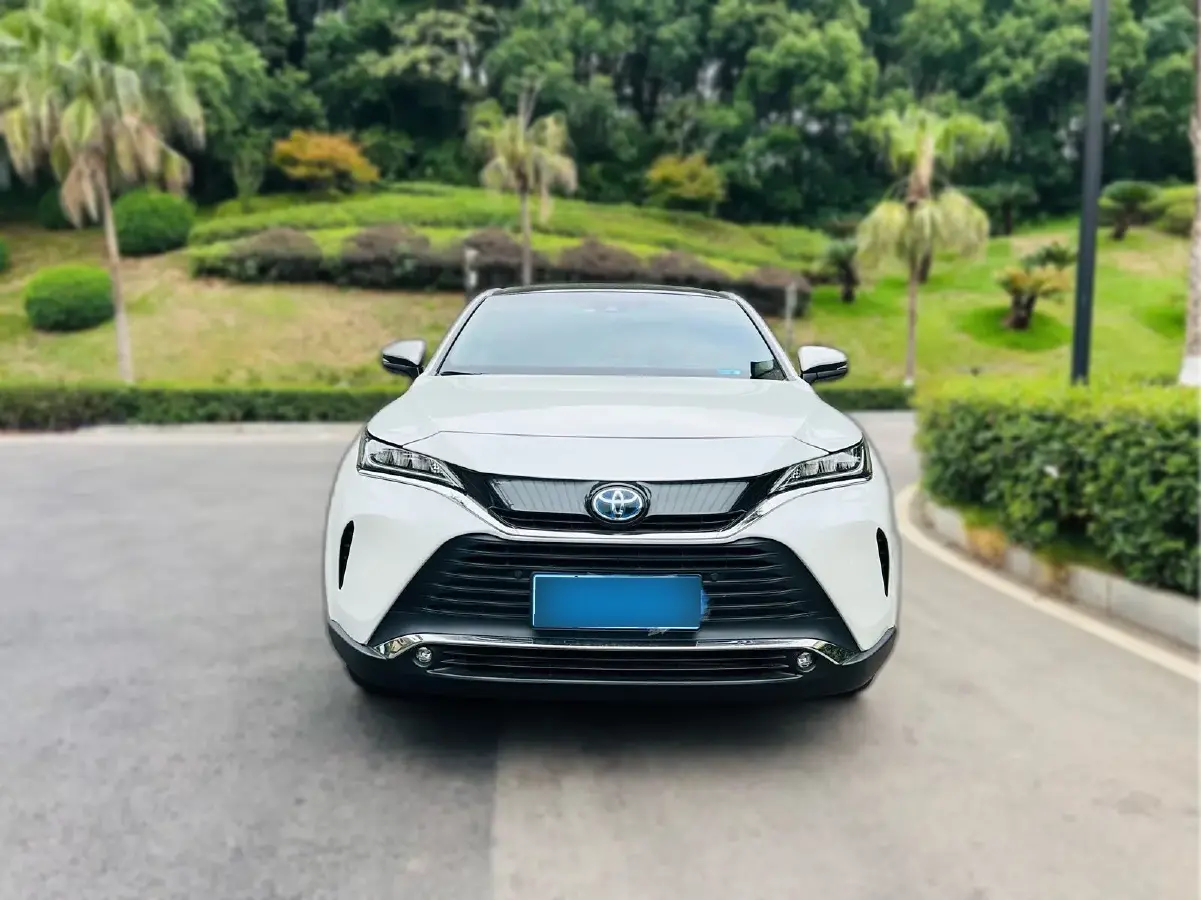 2023 Toyota Harrier 2.5L 178HP L4 E-CVT Hybrid