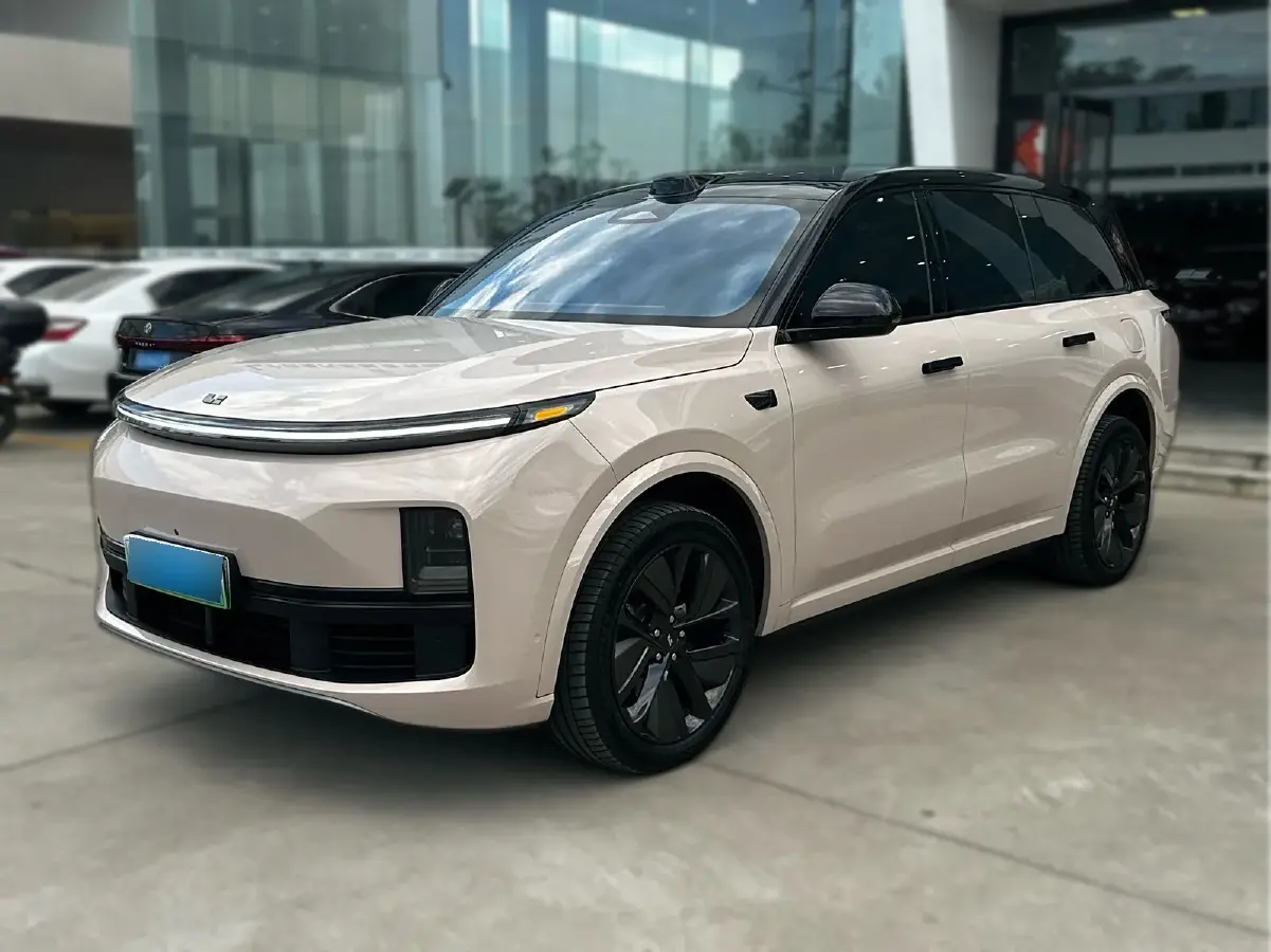2022 Li L9 Range Extended 154HP REEV 42.6KWH
