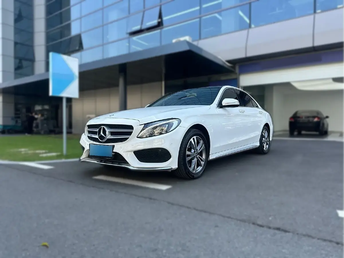 2016 Mercedes-Benz C Class 2.0T 184HP L4 7AT