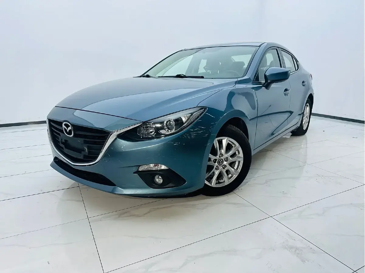 2016 Mazda 3 Axela 1.5L 117HP L4 6AT