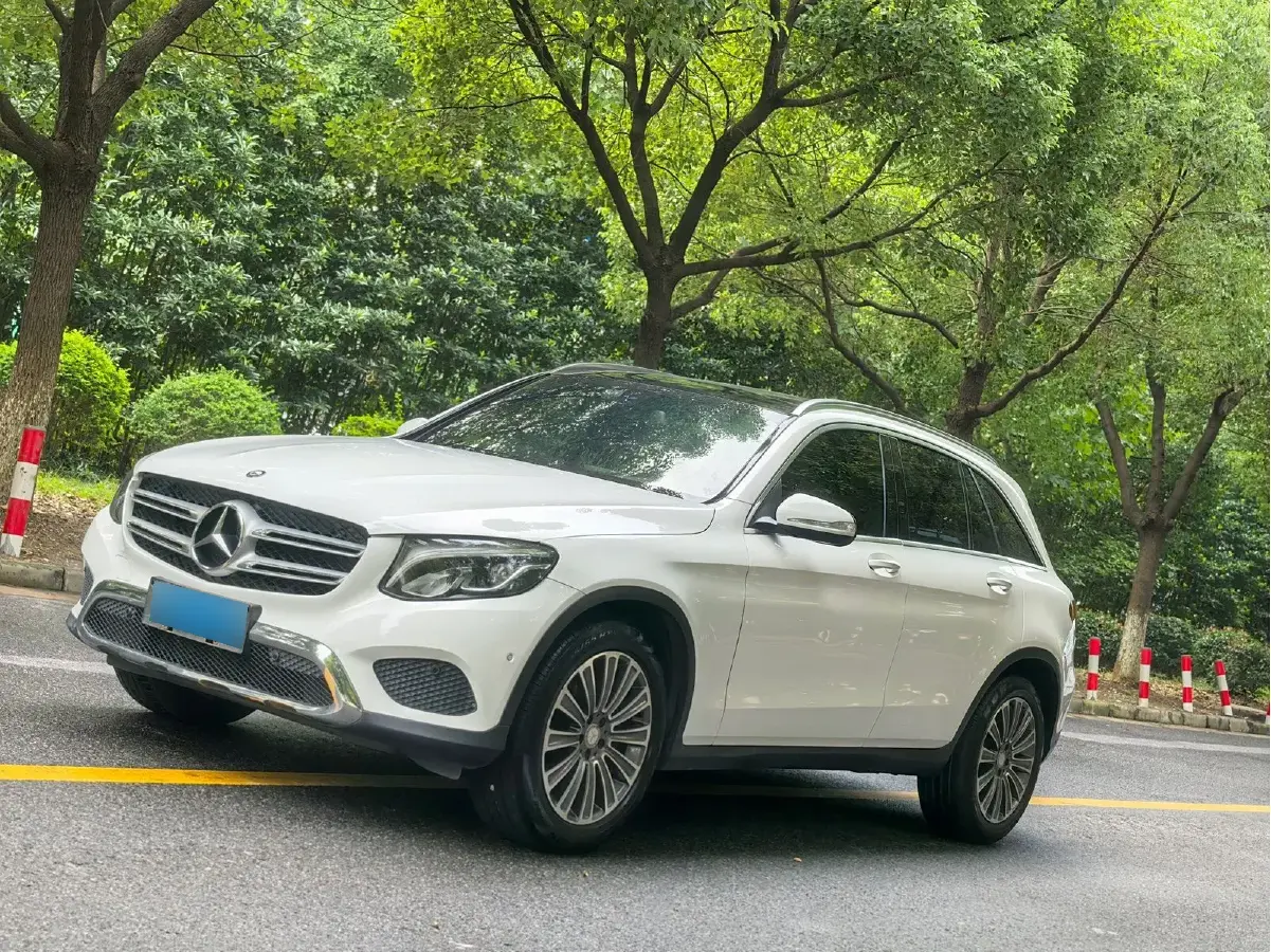 2016 Mercedes-Benz GLC Class 2.0T 211HP L4 9AT
