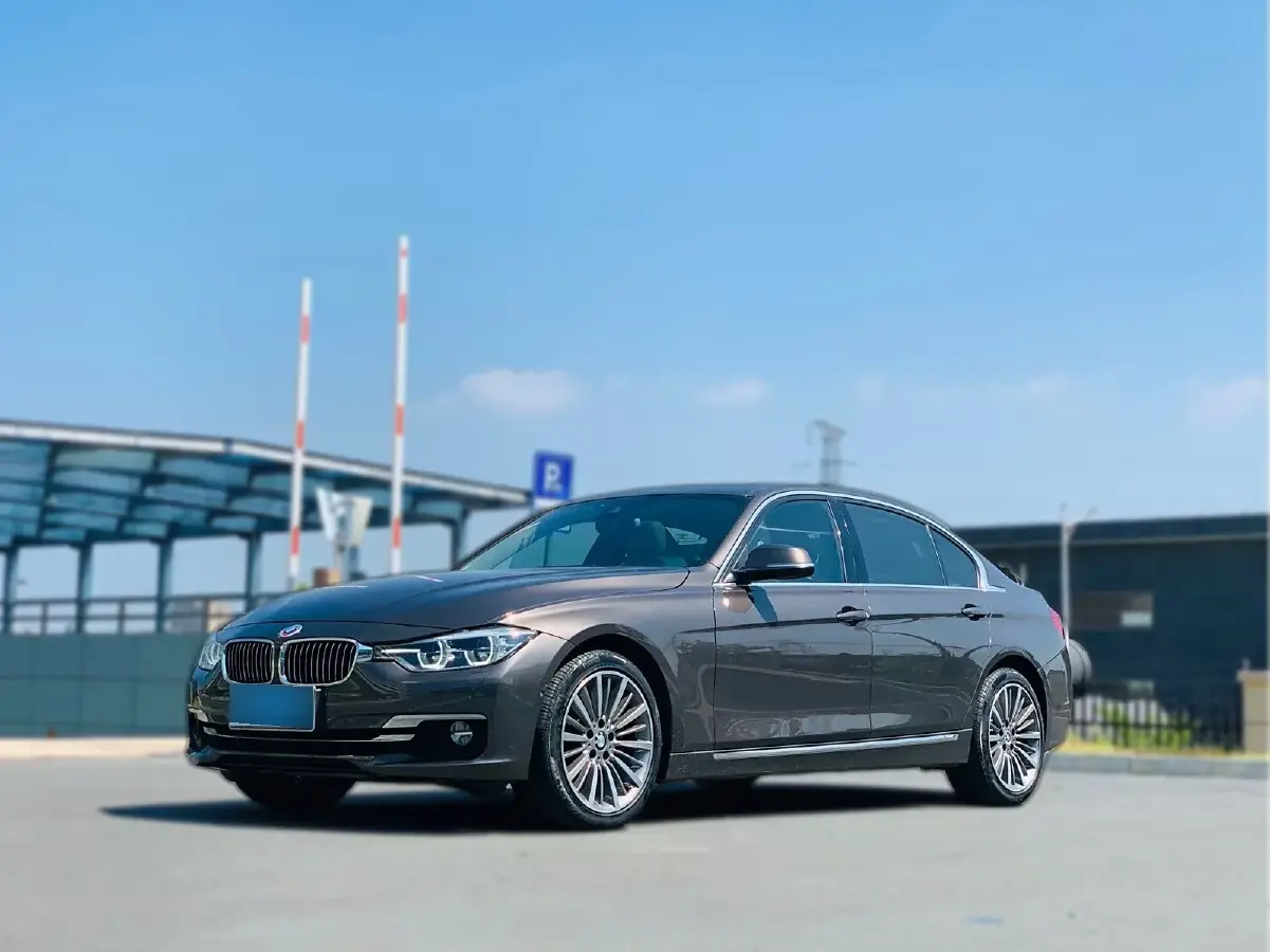 2016 BMW 3 Series 3.0T 306HP L6 8AT