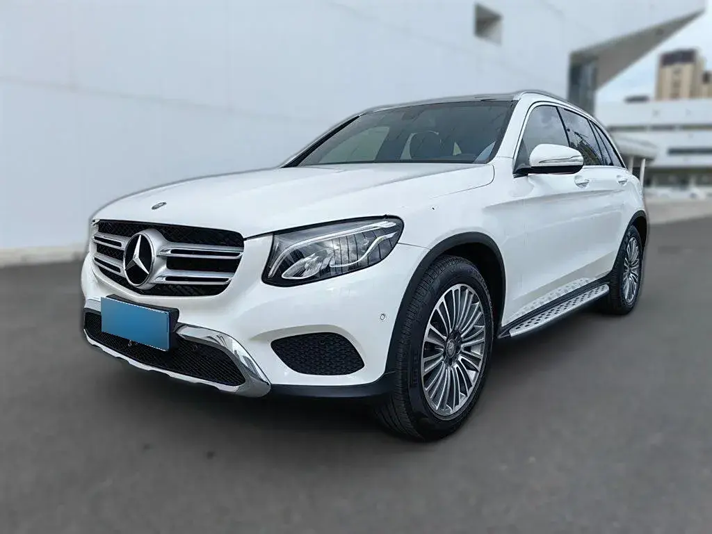 2017 Mercedes-Benz GLC Class 2.0T 184HP L4 9AT